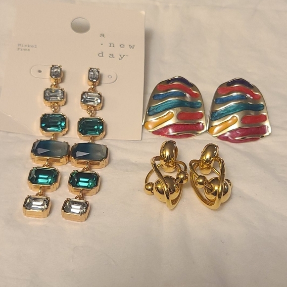Earrings 3 pairs of pierced - Picture 1 of 4